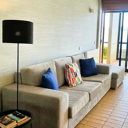Homestay In Casa Da Foz Do Rio Caminha